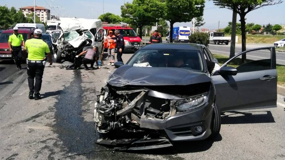 Malatya’da zincirleme kaza: 3 yaralı

