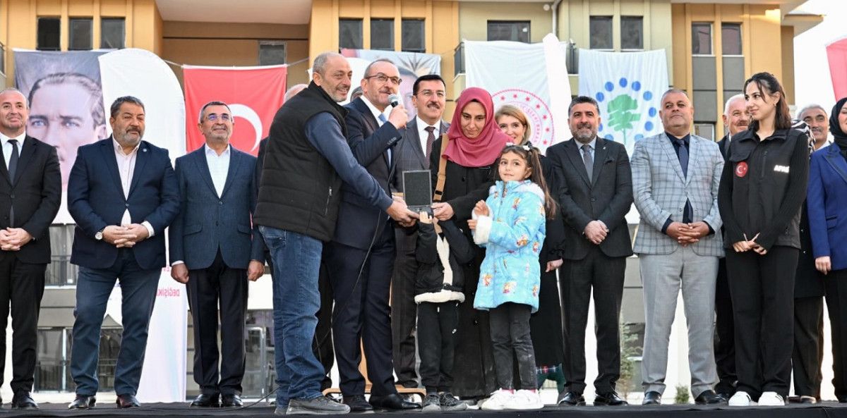 6.759 Kentsel ve Kırsal TOKİ Konutu İçin Kura Çekilişi Gerçekleştirildi