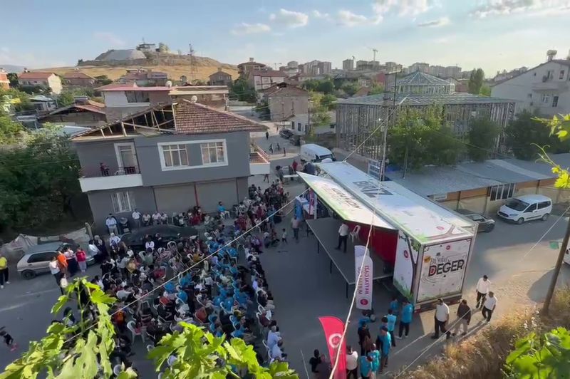 Gezici mobil Kur'an kursunun ilk durağı Malatya oldu