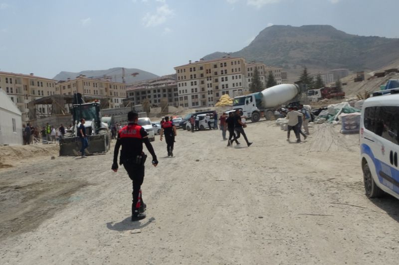 Şantiyede işçiler arasında silahlı kavga: 2'si ağır 7 yaralı