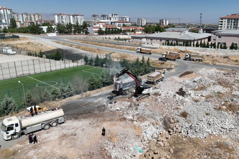 Kaçak hafriyat döküm alanlarında temizlik çalışmalarına başlandı