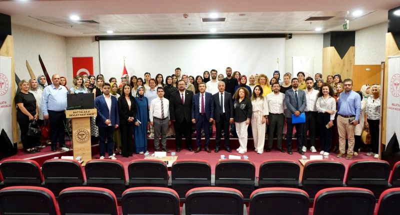 Malatya'da Kanser Erken Teşhis, Tarama ve Eğitim Merkezleri Oryantasyon Eğitimi verildi