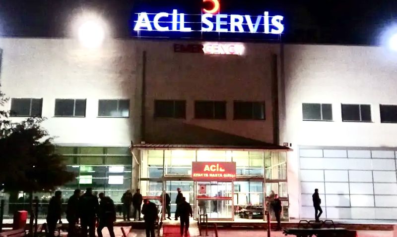 Gece yarısı dönercide bıçaklı kavga