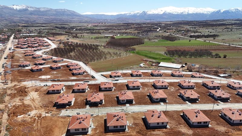 Türkiye’nin en büyük kırsal yerleşim projesi Malatya’da hayata geçti