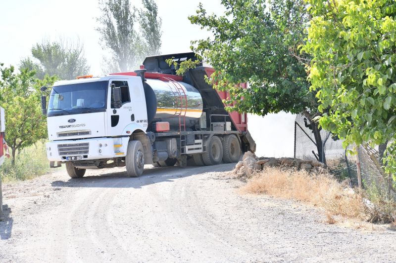 Yeşilyurt Belediyesi kırsal mahallelerde ulaşımı modernize ediyor