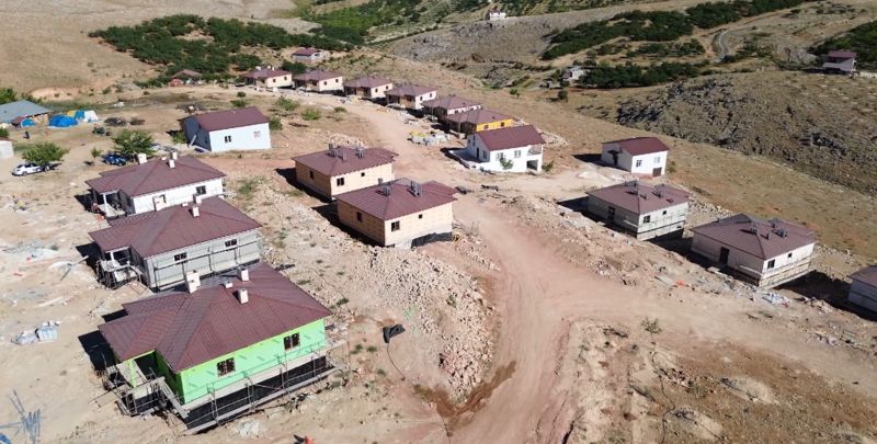 Asrın felaketinden sonra Darende'de 612 yeni kırsal konut