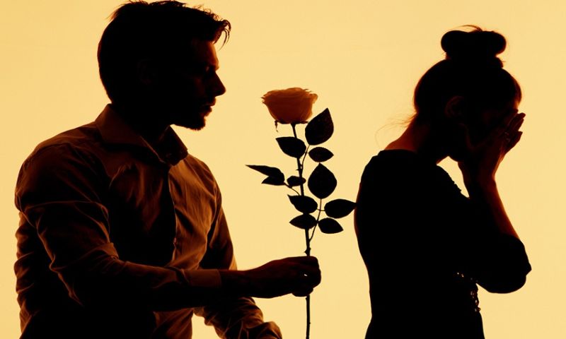 Sürekli Özür Dilemek Özgüveni Zedeliyor!