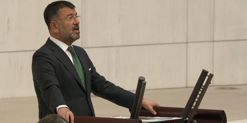 Borçlar Ertelenmezse Binlerce Çiftçi İcralık Olacak