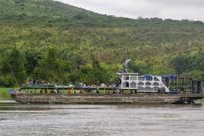 Kongo'da kano battı: 100'den fazla ölü!