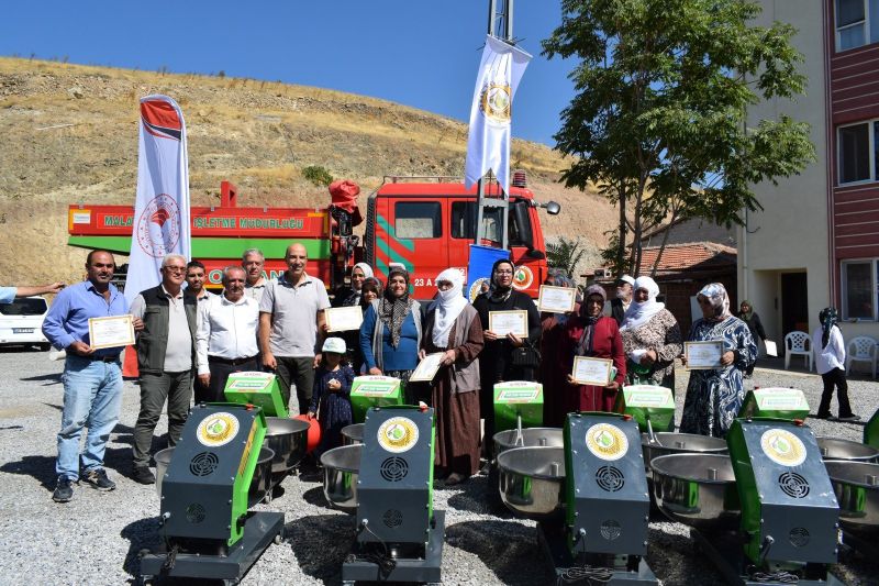 ORKÖY Desteğiyle 12 Aileye Hamur Yoğurma Makinası Teslim Edildi