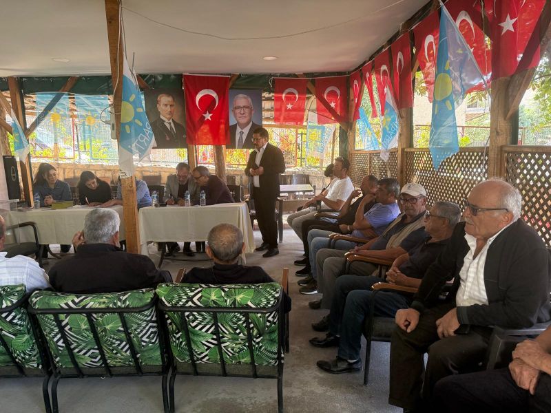 İYİ Parti Darende İlçe Kongresi’nde Ahmet Çakır Yeniden Başkan Seçildi