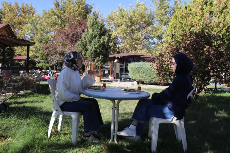 Anne Şefkatiyle Açıldı, Öğrencilerin Sığınağı Oldu