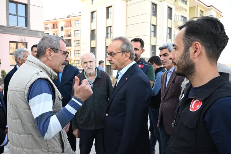 Vali Yavuz, Hem Yatırımları İnceledi Hem İkizce’de Vatandaşla Buluştu
