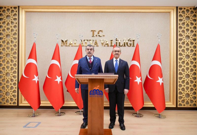 Milli Eğitim Bakanı Yusuf Tekin Malatya’da Temaslarına Başladı