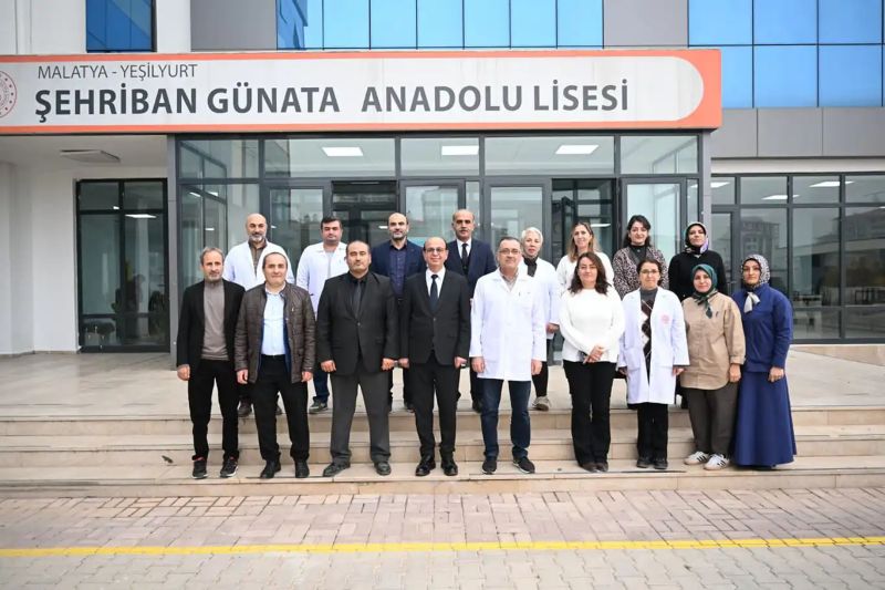 Yeşilyurt Belediye Başkanı Geçit, öğretmenlerle bir araya geldi