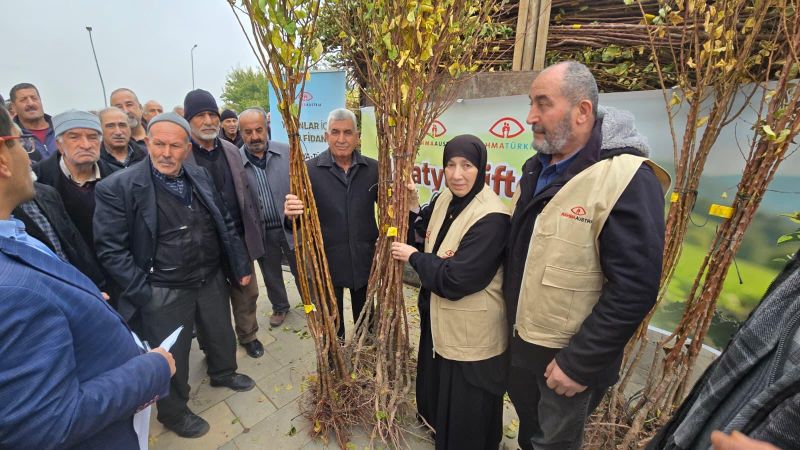 Avusturya'dan Malatya’daki Kayısı Üreticilerine 12 Bin Adet Fidan Desteği