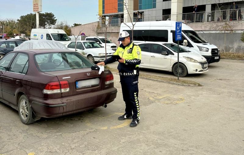 Engelli Park Alanlarında Trafik Ekiplerinden Yoğun Denetim