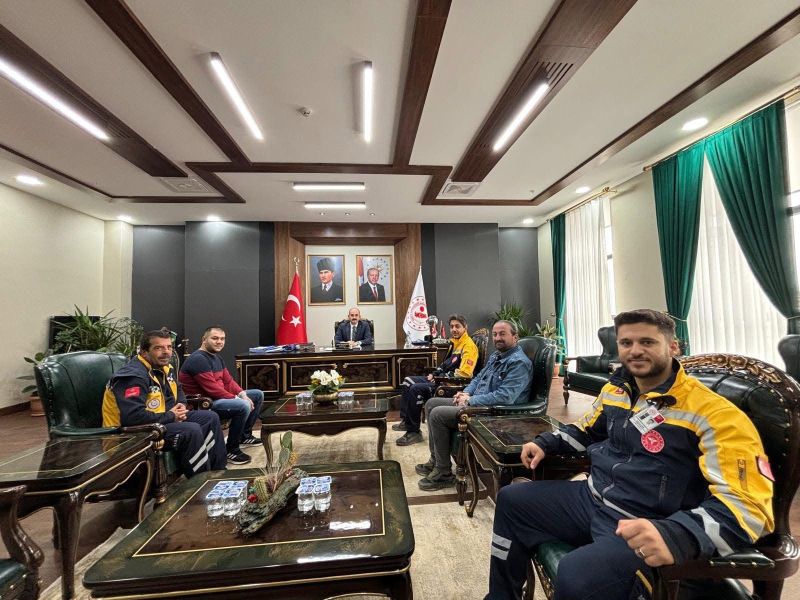 Doğanşehir’de Görev Yapan 112 Ekibinden Kaymakam Sungur’a Ziyaret