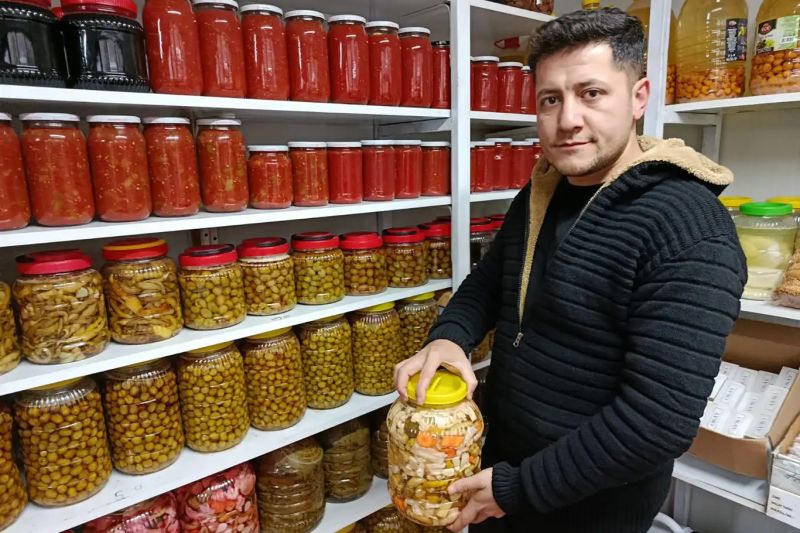 Evde üretiyor, konteynerde satıyor