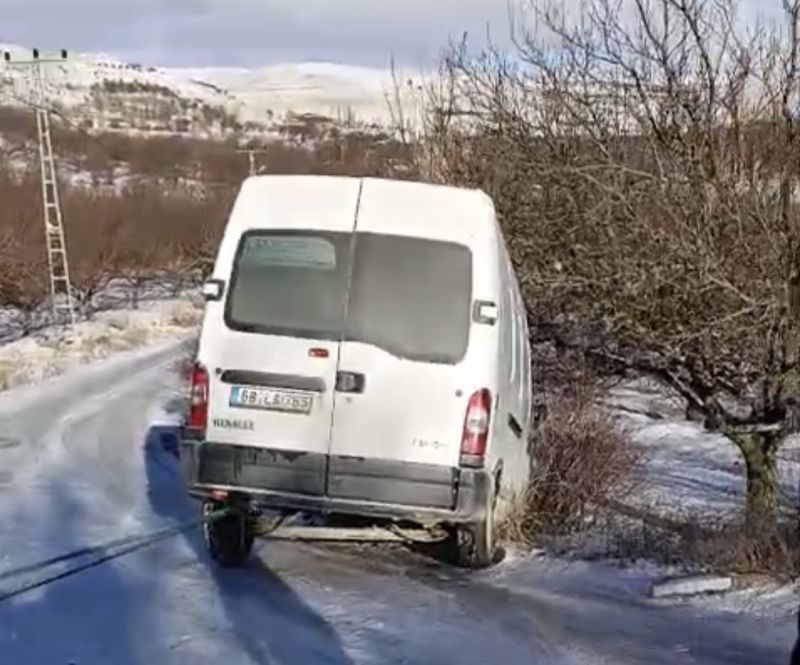 Her Kış Aynı Tehlike: “Bir Gün Burada Can Kaybı Olacak”