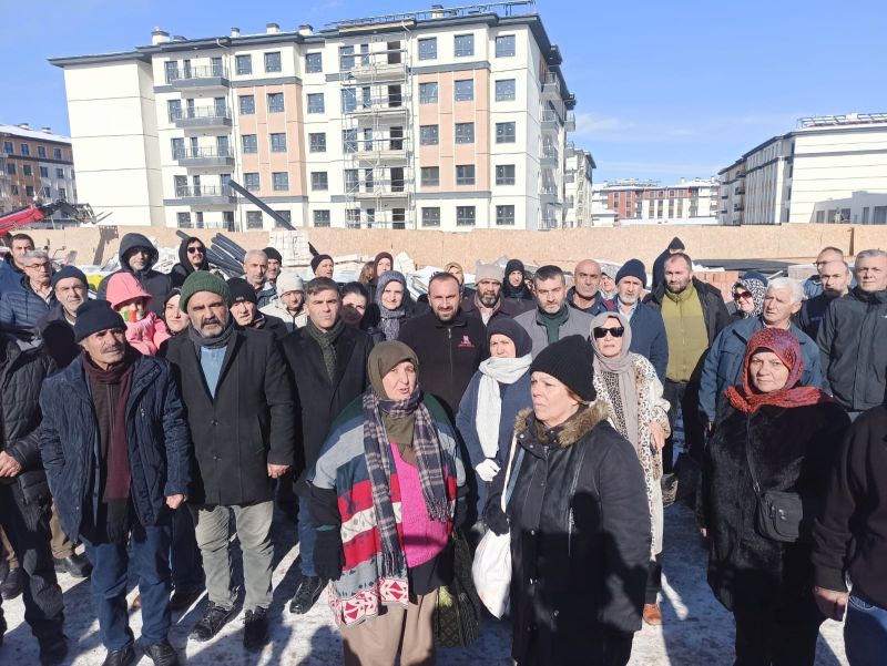 Kavaklıbağ’da Hak Sahiplerinden Konut Tepkisi: “Kendi Mahallemizde Ev İstiyoruz”