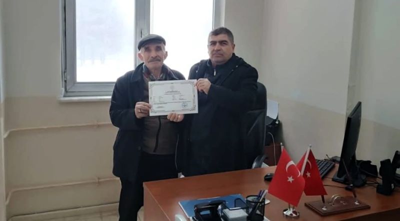 Doğanşehir’de 82 Yaşında Okuma Yazma Başarısı