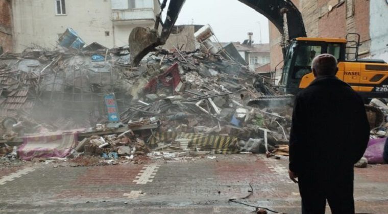 Malatya’daki Deprem Davalarında Bilirkişi Raporu Bekleniyor