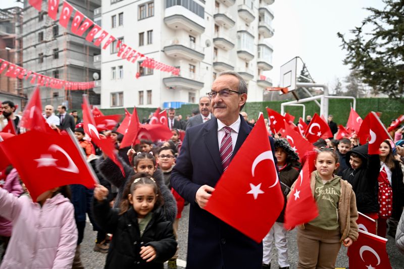Vali Yavuz: Türkiye Yüzyılı Maarif Modeli Geleceğin Nesillerini İnşa Ediyor