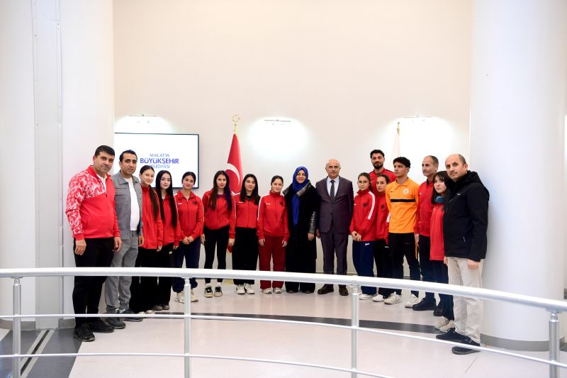 “Malatya’nın Her Bölgesinde Spor Tesisi Olacak”