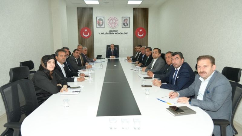 Adıyaman’da Eğitim Masaya Yatırıldı!