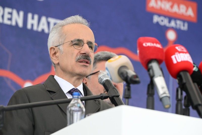 Bakan Uraloğlu: Mobil İnternet Abonesi 75,6 Milyona Ulaştı