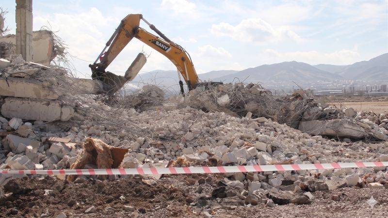 Deprem Bölgesinde Milyarlık İhale İddiaları: YİKOB Dosyası İnceleme Altında