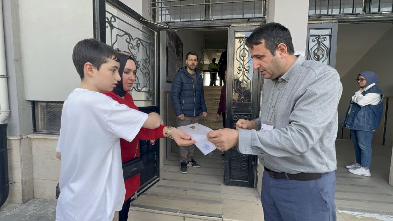 Malatya’da 19 Bin Öğrenci Bursluluk Sınavında Ter Döktü