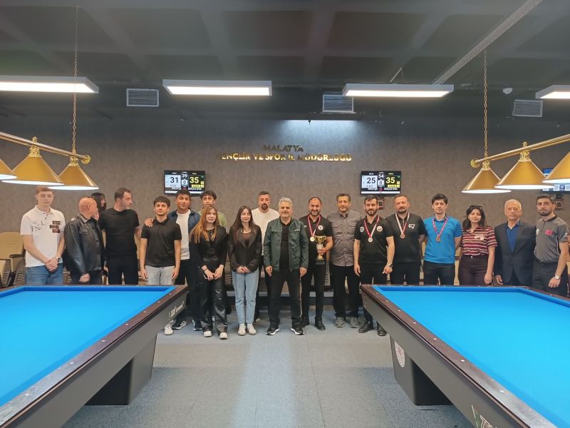 23 Nisan 3 Bant Bilardo Şampiyonası Sona Erdi