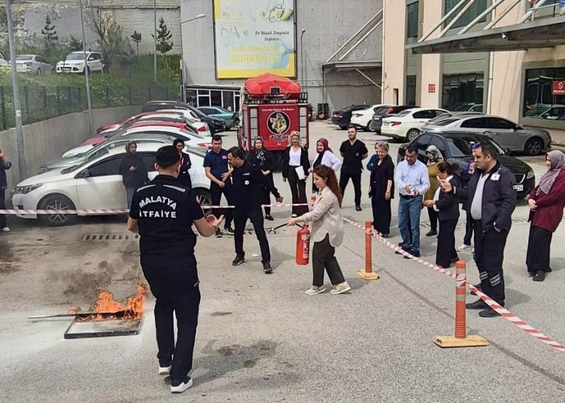 Yeşilyurt Hastanesi Personeline Yangın Eğitimi Verildi