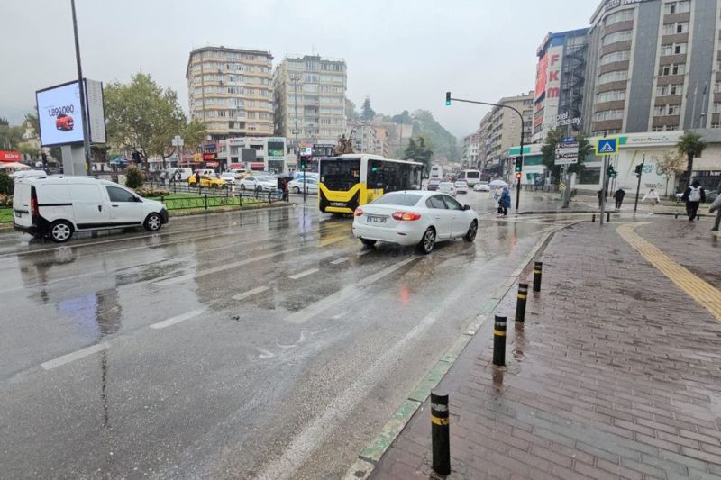 Meteoroloji'den Kuvvetli Sağanak ve Karla Karışık Yağmur Uyarısı
