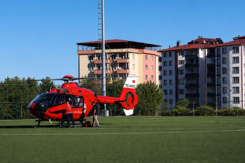 Mide Kanaması Şüphesiyle Acil Sevk: Yaşlı Hasta İçin Zamanla Yarış