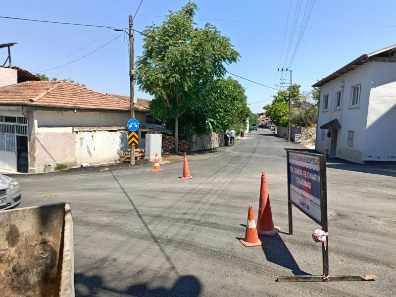 UNESCO Mirasının Önünde Bitmeyen Yol Çilesi: "Günde Bir Kamyon Asfaltla Bu Yol Bitmez!"