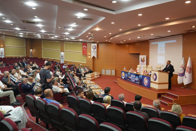 Sadıkoğlu: “Malatya’nın Geleceği Üretimde ve Uluslararası Ticarette Yatmaktadır”