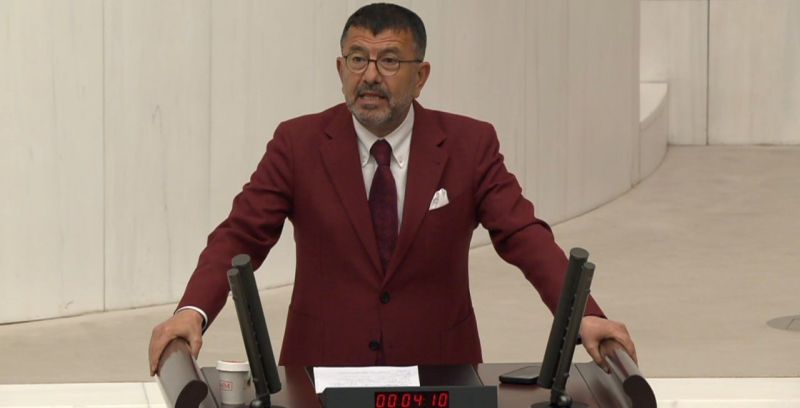 Ağbaba: "Kayısıda Fiyatlar Daha Sezon Başlamadan Çöktü, TMO Derhal Alım Yapmalı"