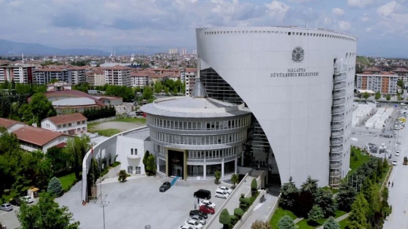 Malatya Büyükşehir’in 3,5 Aylık Tanıtım Gideri Tepki Çekti: Öncelik Kent mi, Yönetimin Reklamı mı?