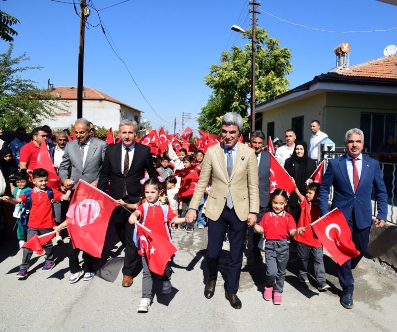 Malatya’da Okula İlk Adım “Amin Alayı” ile Atıldı