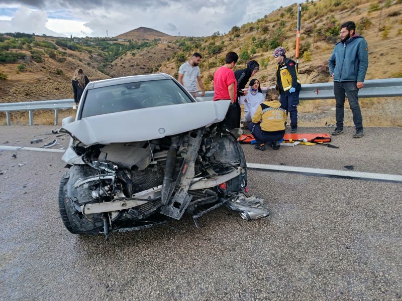 Akçadağ’da Yağışlı Havada Kaza: 1 Yaralı