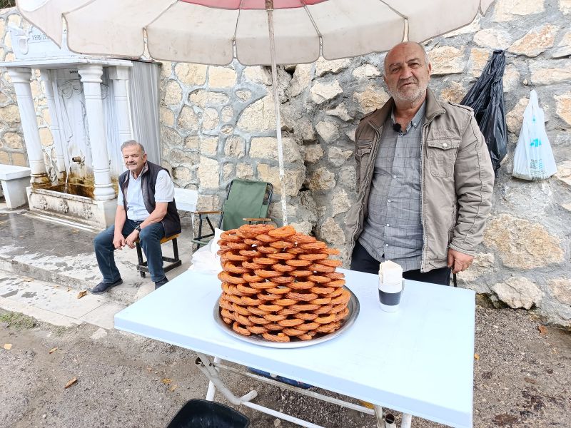 Vehbi Çeşmesi 20 Yıldır Adnan Usta’nın Ekmek Kapısı