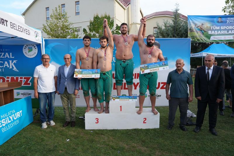 Turgut Özal Güreşlerinde Başpehlivan Kılıçsallayan Oldu