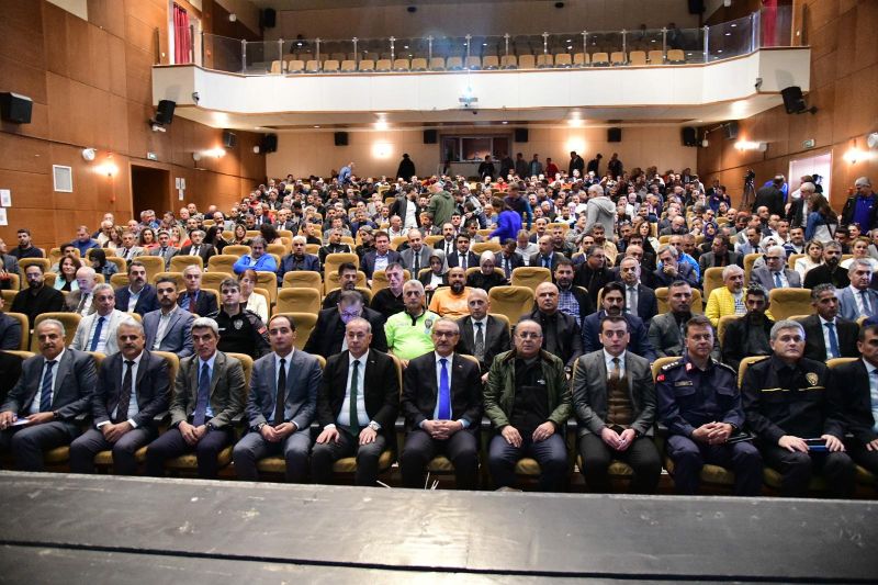 Okullarda Güvenlik Seferberliği: Vali Yavuz’dan Ailelere ve Eğitimcilere Çağrı