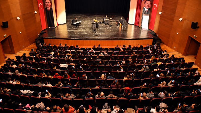 Javadoff Malatya’da Müzikseverleri Büyüledi