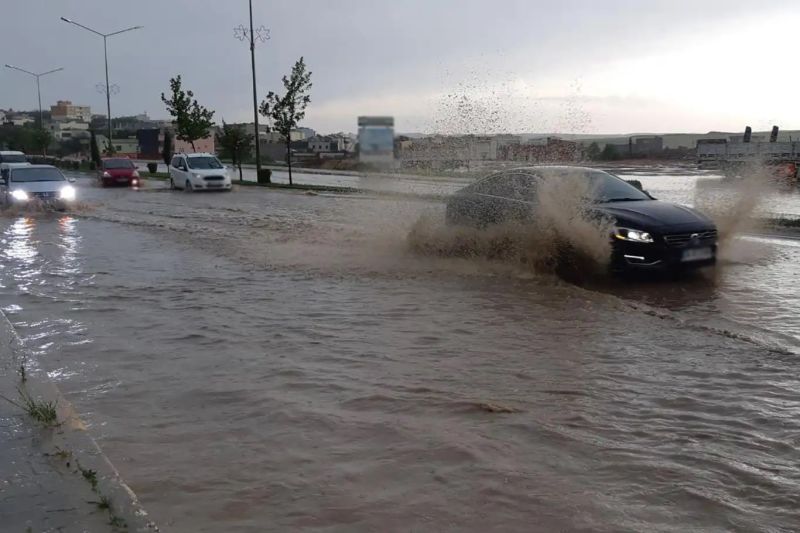 Kuvvetli Yağış, Fırtına ve Kar Uyarısı