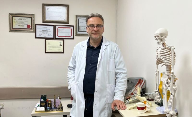 Kalça Protezine Alternatif Arayışında Türk Doktorun Dünyada İlk Olan Araştırması