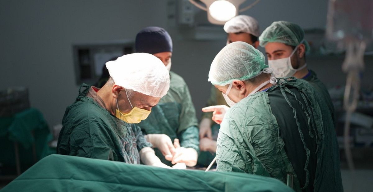 Eğitim ve Araştırma Hastanesinde İleri Evre Kanserlerde 'Sıcak Kemoterapi' Dönemi"